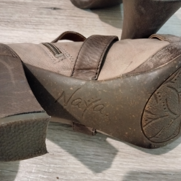 Naya 3.5" heels - Picture 4 of 4